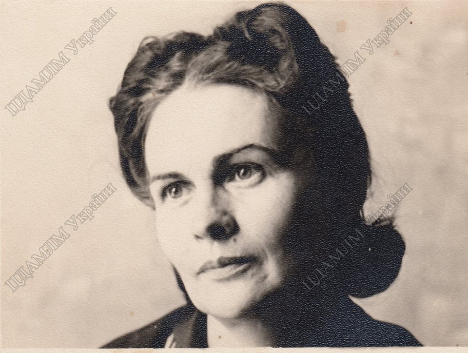 Фотографії Письменна Лариса